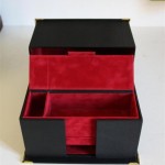 IMG_coffret_cuir_noir_velours_rouge9